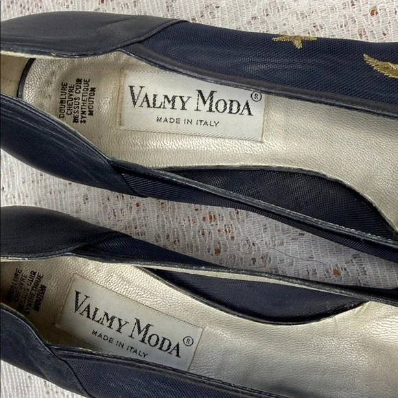 Valmy Moda VINTAGE Italy blue mesh embroidered celestial motif sz 8.5 - Picture 3 of 8